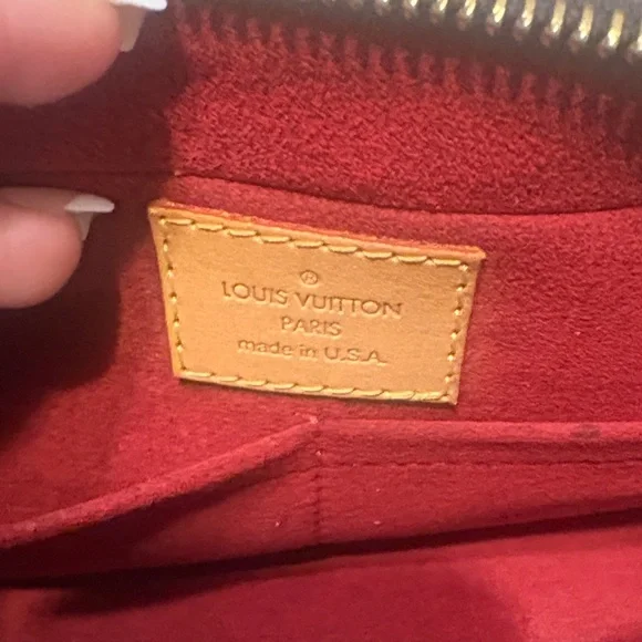 Louis Vuitton Brown and Tan Monogram Bag - Picture 5 of 7